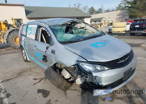 2024 Chrysler Voyager Lx из США, поврежденный, VIN 2C4RC1CG3RR152905